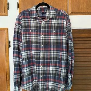 GAP Plaid Flannel Shirt - Classic Fit